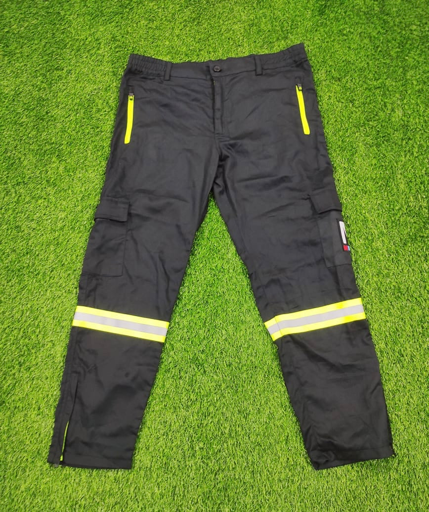Metro Master Cargo Pants (Black)